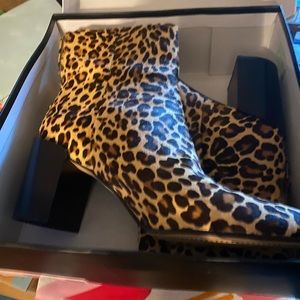 DOLCE VITA “Cyan” Womens 13 Dk Leopard calf hair boots